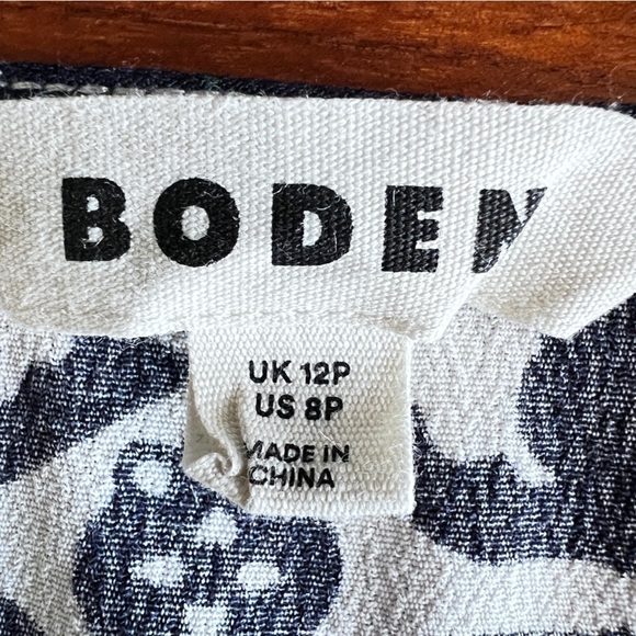 Boden blue & white v-neckk tiered maxi size 8p - Picture 10 of 15